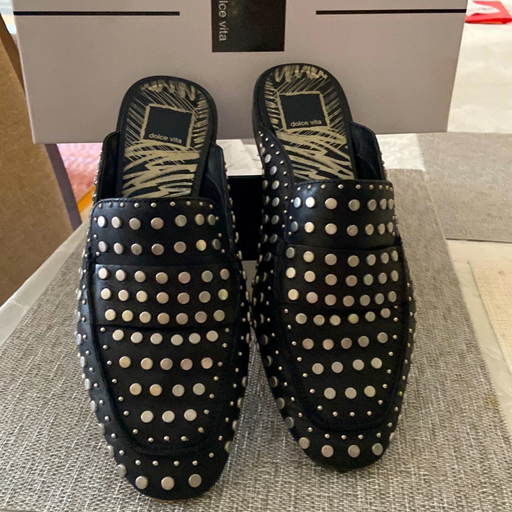 Dolce  Vita Maura black leather studs 81/2